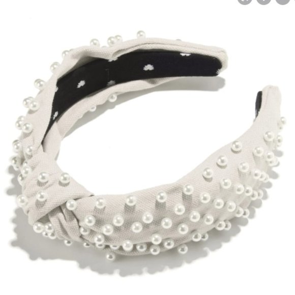 Lele Sadoughi Accessories - Lele Sadoughi white and pearl headband